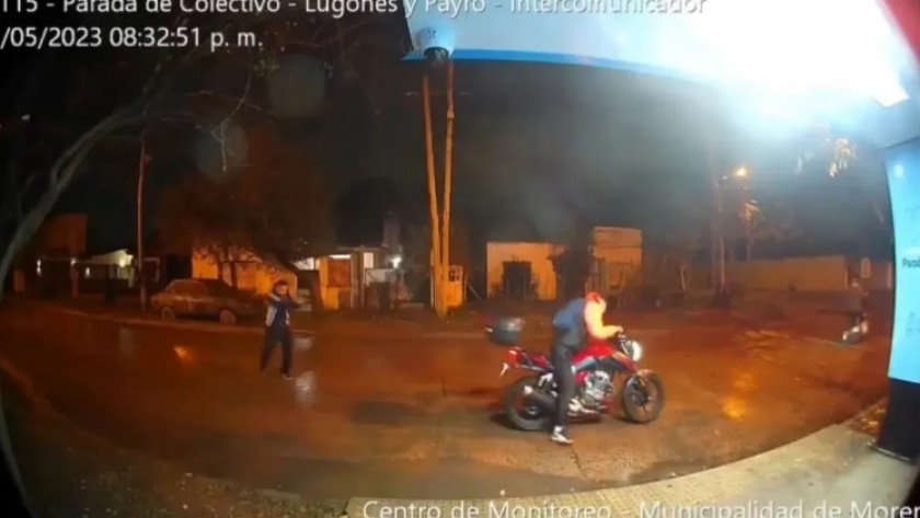 Liberaron al policía que mató a un motochorro en Moreno pero sigue imputado