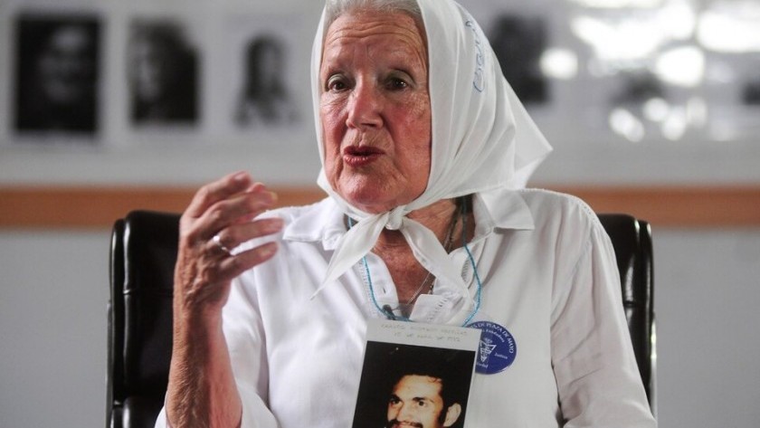 Murió Nora Cortiñas, cofundadora de Madres de Plaza de Mayo (Línea Fundadora)