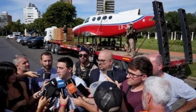 Aviones y autos de lujo, entre los bienes subastados al delito en Santa Fe