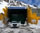 Nieve y ráfagas de 160 km/h: el Cristo Redentor cumple un mes cerrado